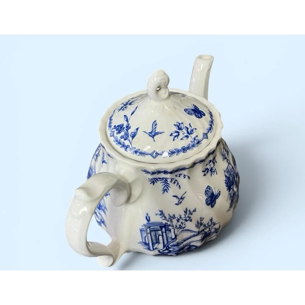 Churchill Toile China Teapot Tea Pot Countryside Butterfly Bird Vintage England